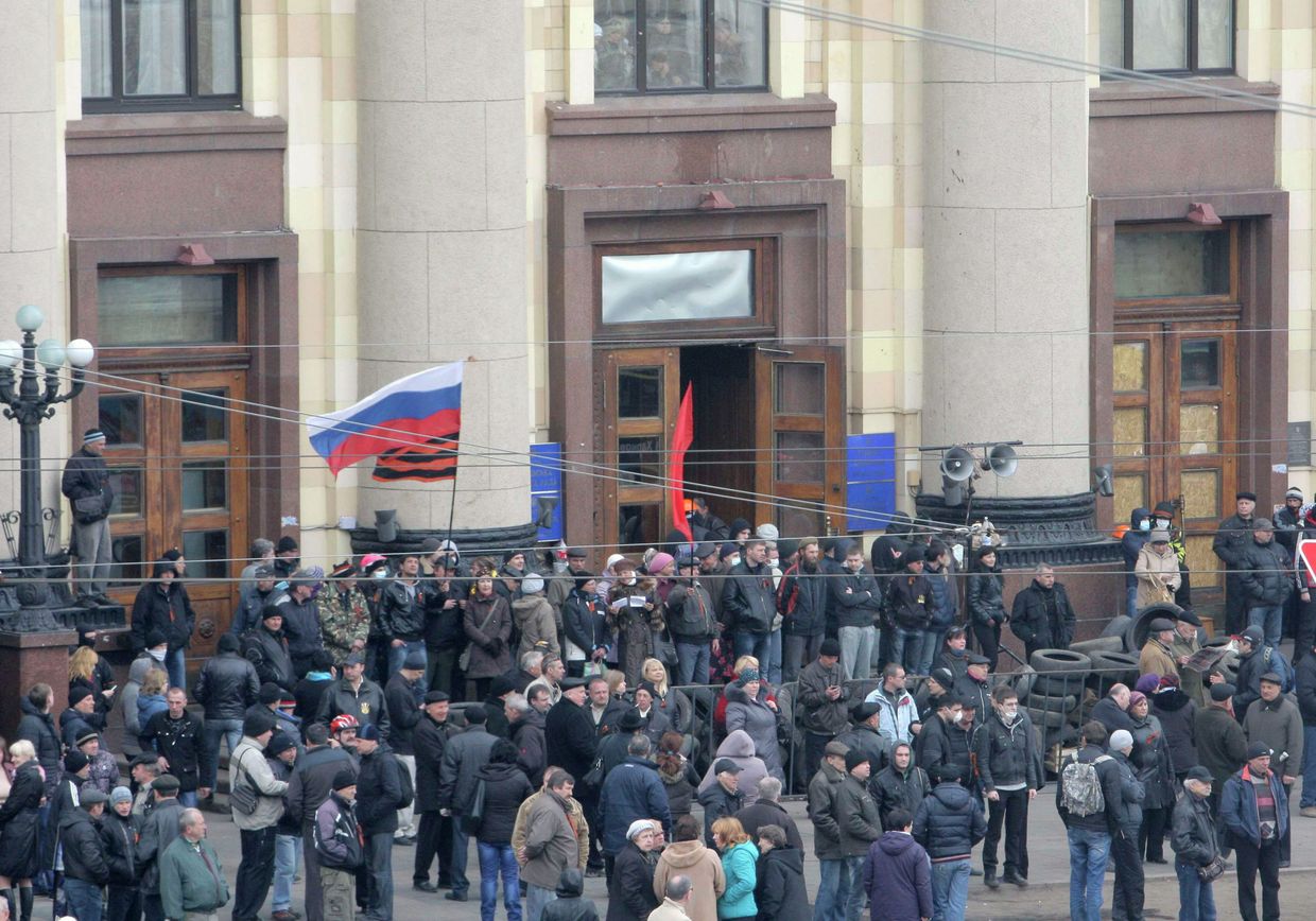 Захват правительственных зданий в Донецкой, Луганской и Харьковской областях - 6 апреля 2014