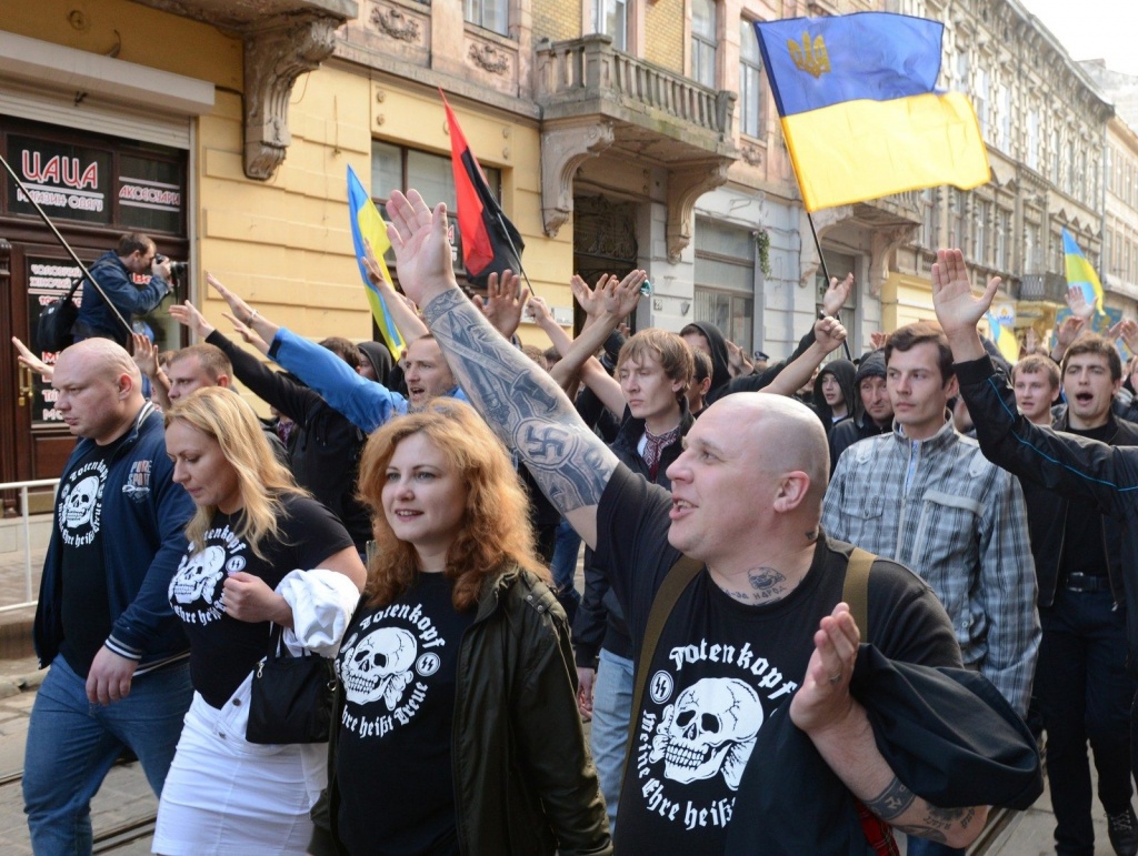 IR-Press — Dossier et enquête : les organisations néonazies et bandéristes en Ukraine