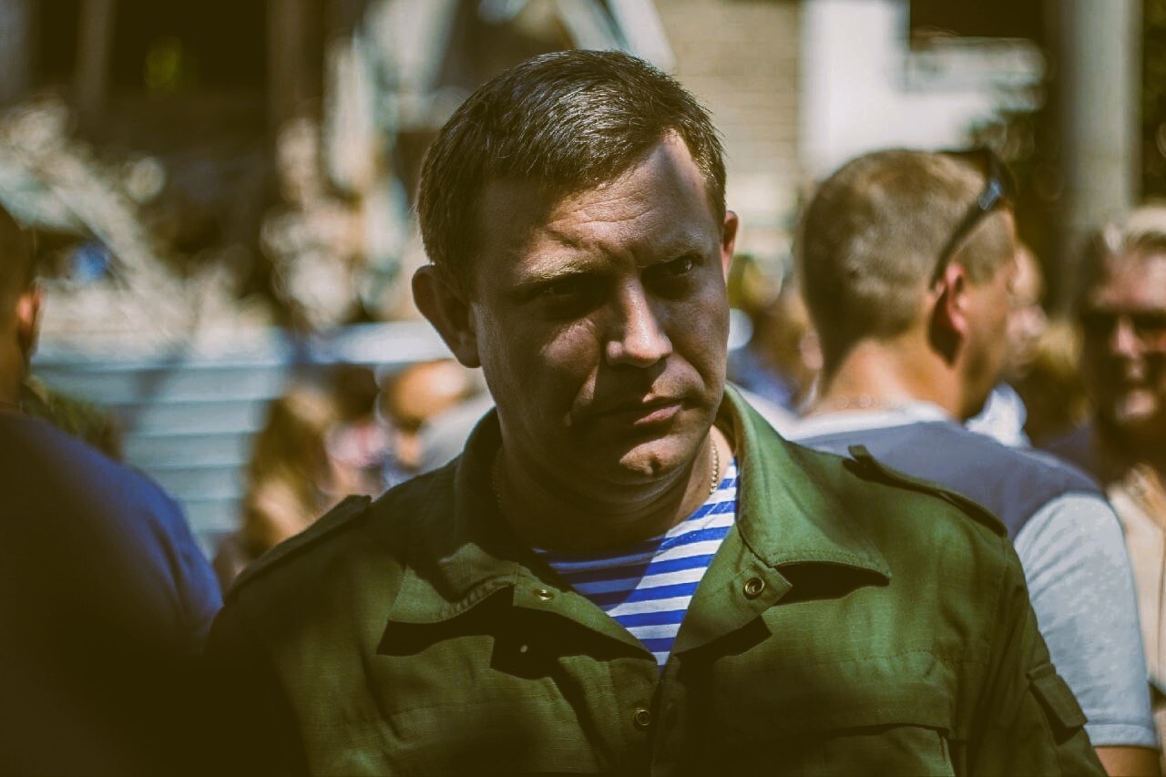 ¿Qué persona fue el primer jefe de la República Popular de Donetsk Alexánder Zajárchenko?